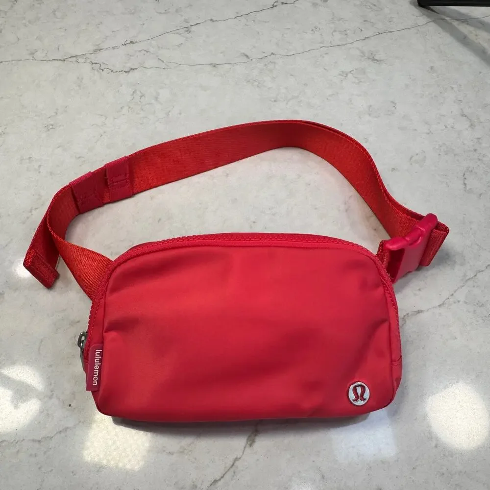 lululemon Everywhere Belt Bag 1L Lip Gloss Red Pink Nylon Fanny Pack Crossbody - Picture 11 of 14